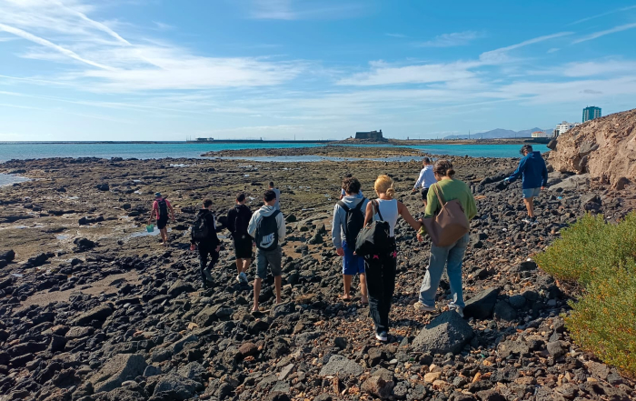 Salida en Arrecife con el alumnado de la Escuela de Pesca (Fotos: Ariadna Acero).